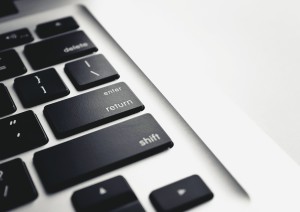 HP ZBook 15u G6 to mobilna stacja robocza pracująca w systemie Windows 10 Pro for Workstations